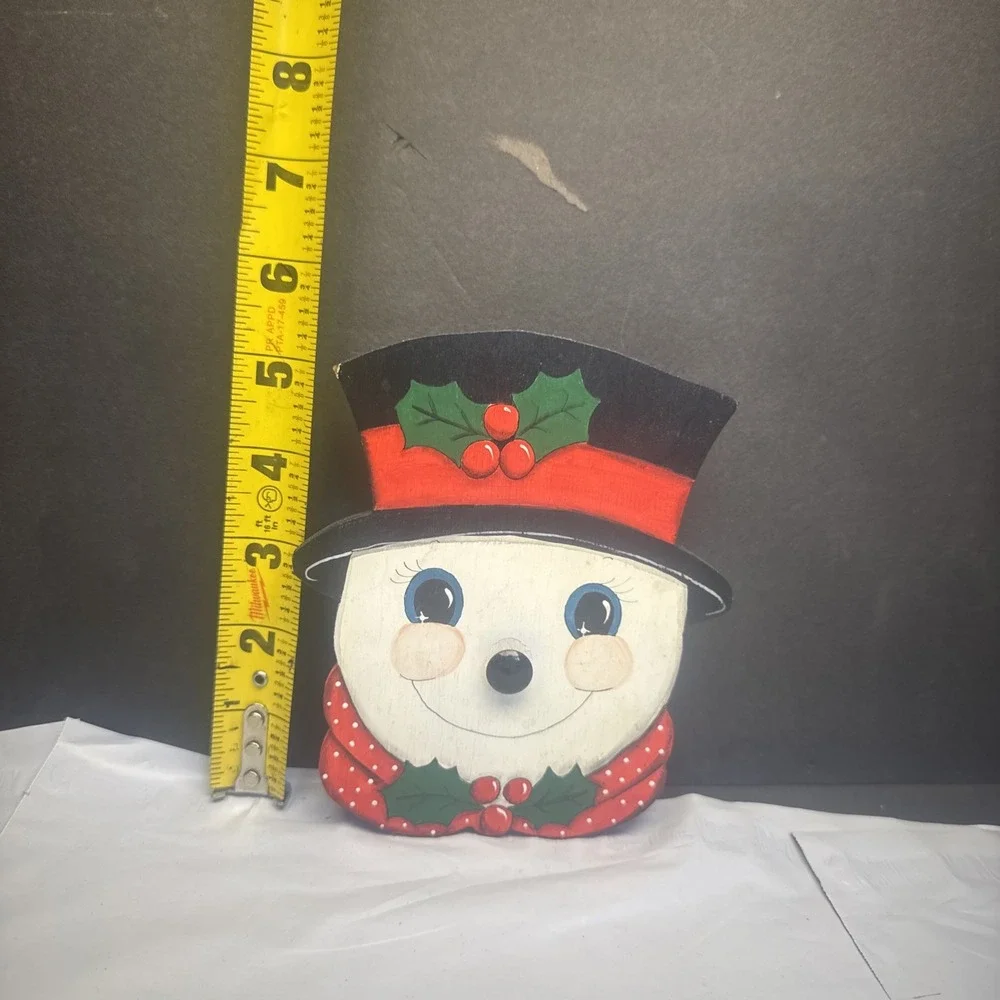 Cute Wooden Handpainted Snowman Wall‎ Decor w/attached Red Nose